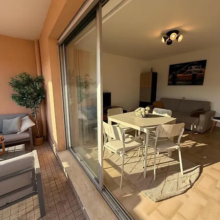 Nouveau ! A 200m Des Plages Grand Baigne De Lumiere, Tres Grande Terrasse Confort Juan-les-Pins
